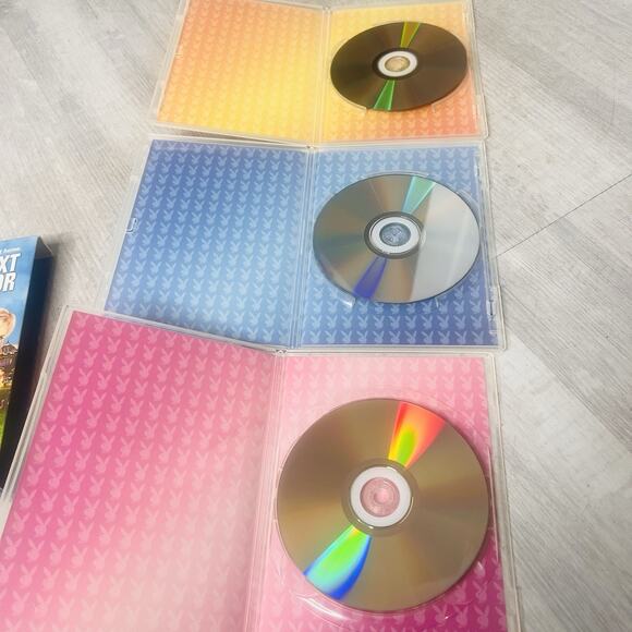 2 Seasons Of The Girls Next Door 6 Discs DVD Episodes Play Boy Hugh Hefner - Picture 4 of 6